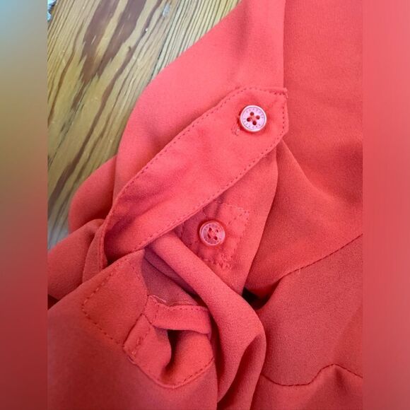 Express Buttondown Shirt - Picture 3 of 6